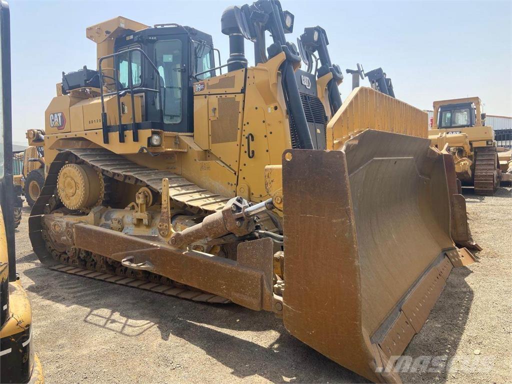 CAT D9GC Верижни булдозери

