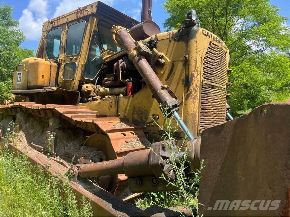 CAT D9H Верижни булдозери

