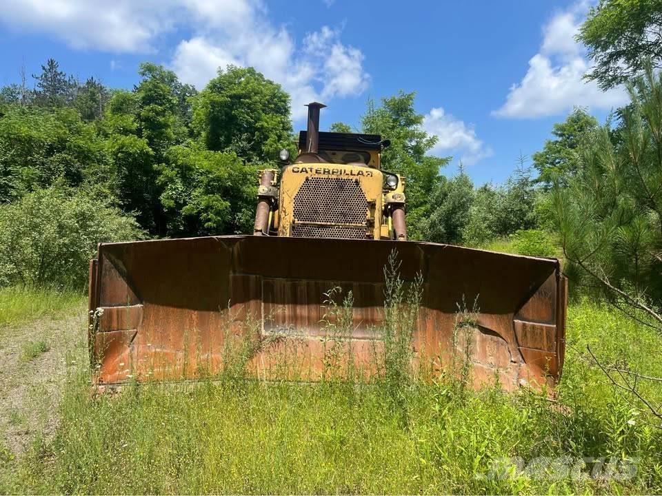 CAT D9H Верижни булдозери
