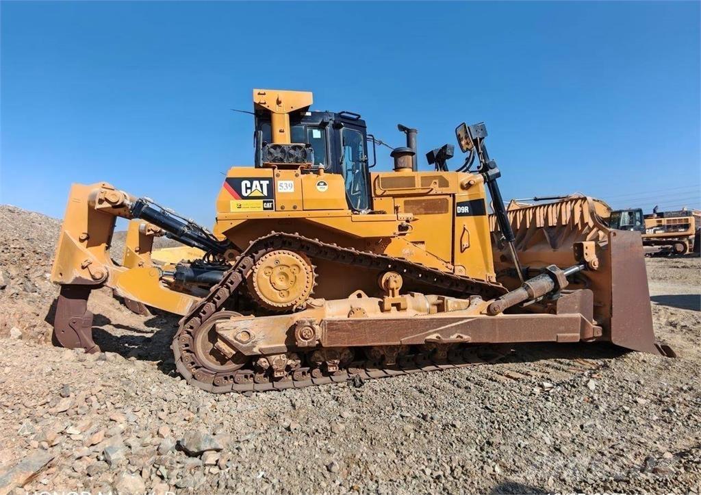 CAT D9R Верижни булдозери
