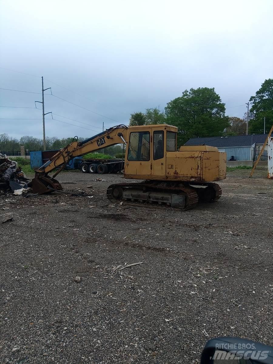 CAT E110B Верижен екскаватор