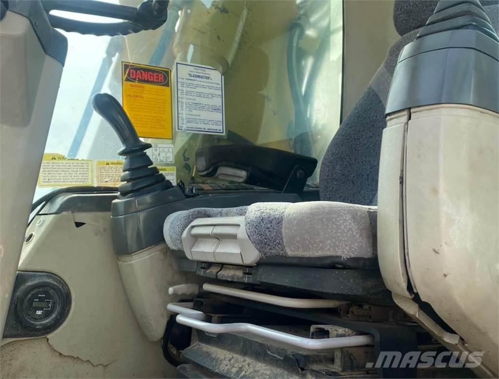CAT M316C Колесни екскаватори