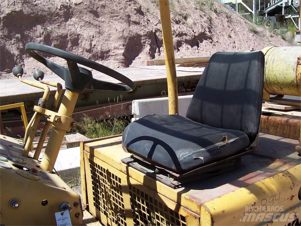 CAT T100C Вилични кари-повдигачи - други