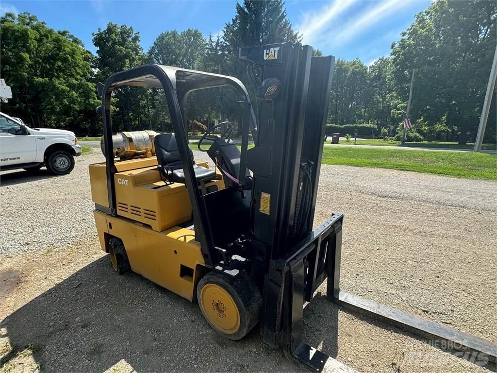 CAT TC100D Вилични кари-повдигачи - други