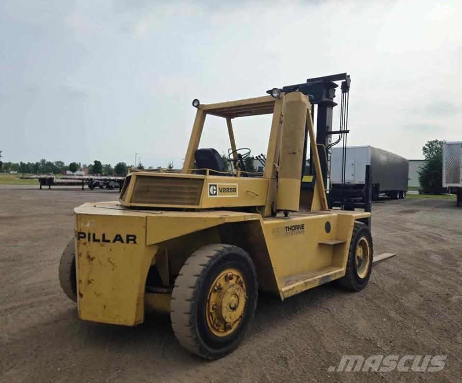 CAT V225B Вилични кари-повдигачи - други