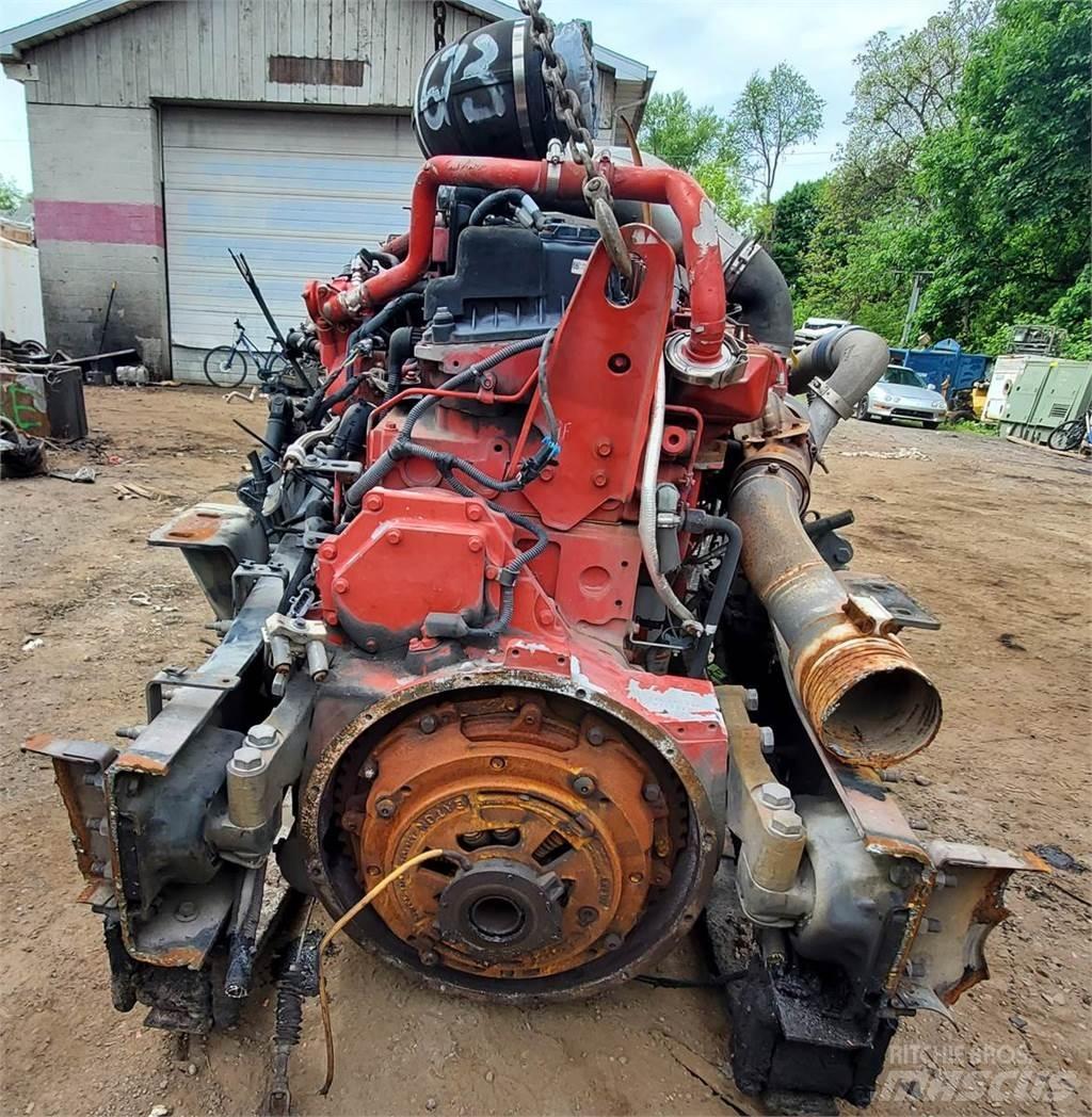Cummins  Двигатели