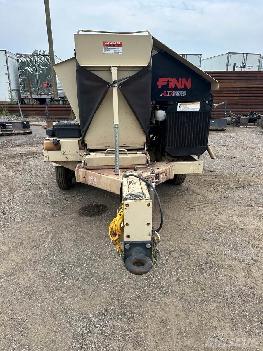 Finn BB302 Общински/универсални превозни средства
