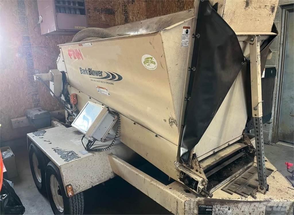 Finn BB302 Общински/универсални превозни средства
