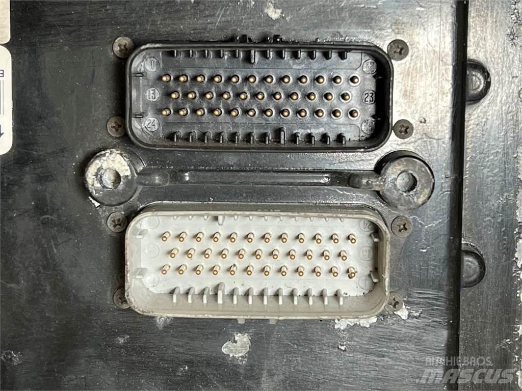 Ford  Електроники