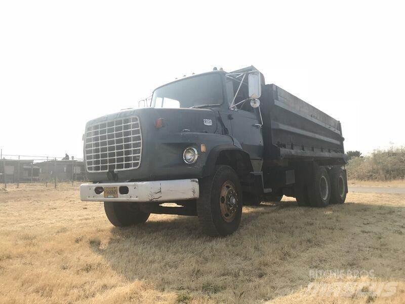Ford 8000 Самосвал