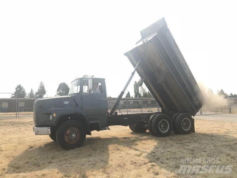 Ford 8000 Самосвал