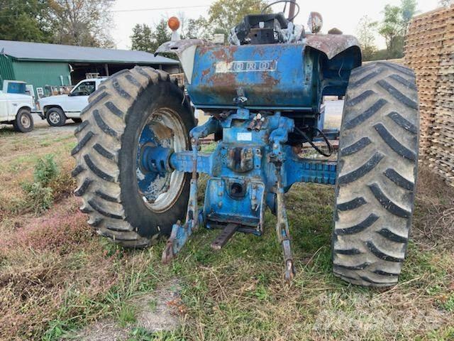 Ford 8000 Трактори