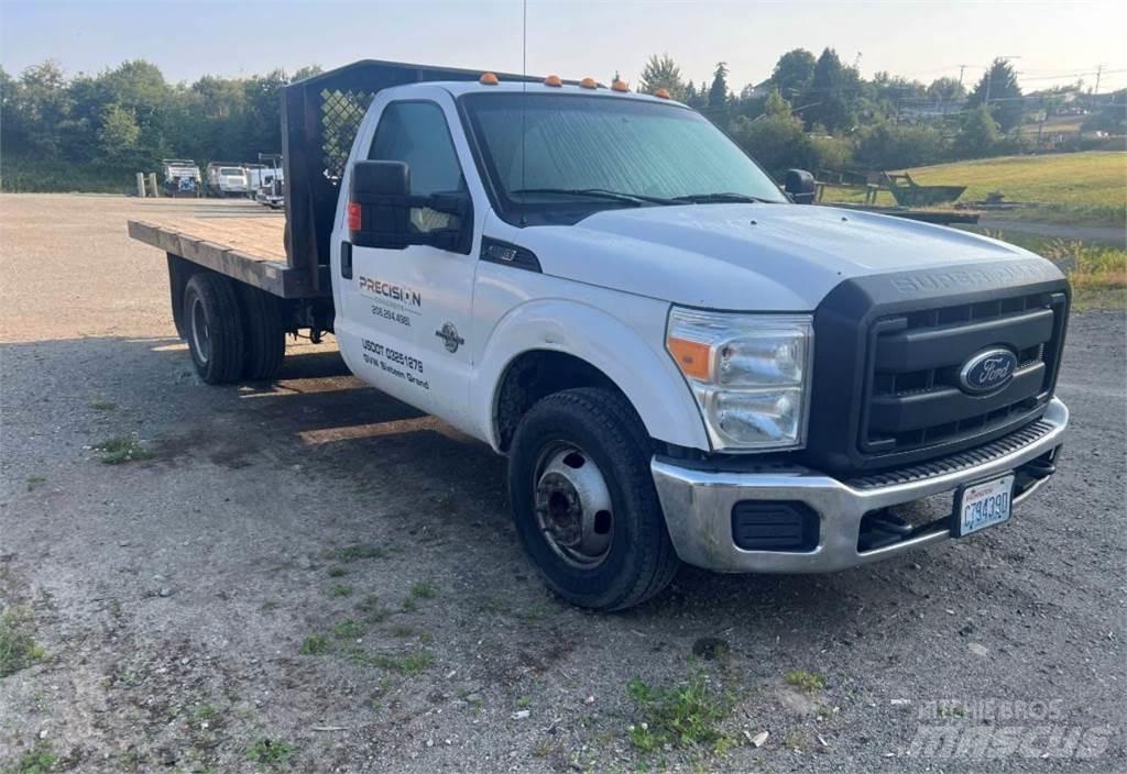 Ford F-350 Бордови