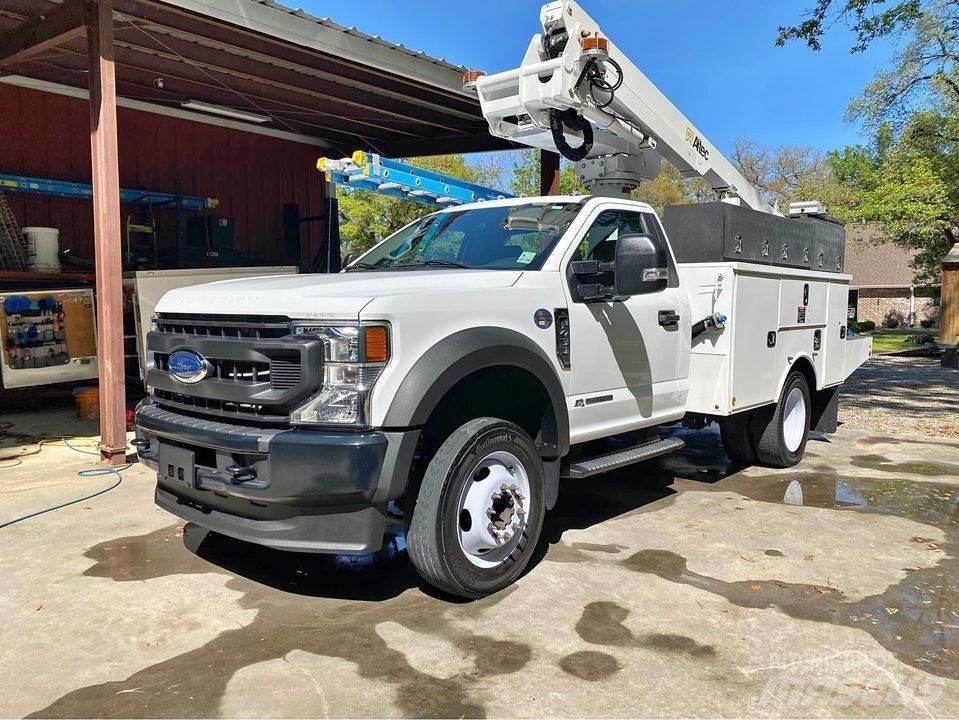 Ford F-450 Моторизирани платформи с талига