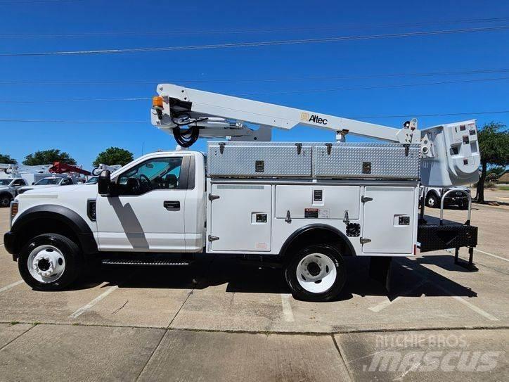Ford F-450 Моторизирани платформи с талига