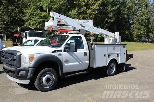 Ford F-550 Моторизирани платформи с талига