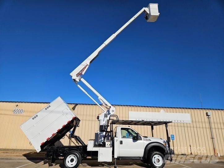 Ford F-550 Моторизирани платформи с талига