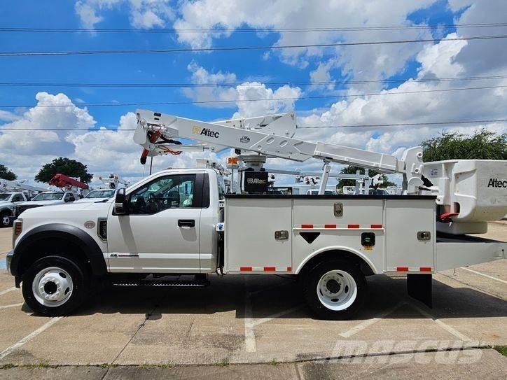 Ford F-550 Моторизирани платформи с талига