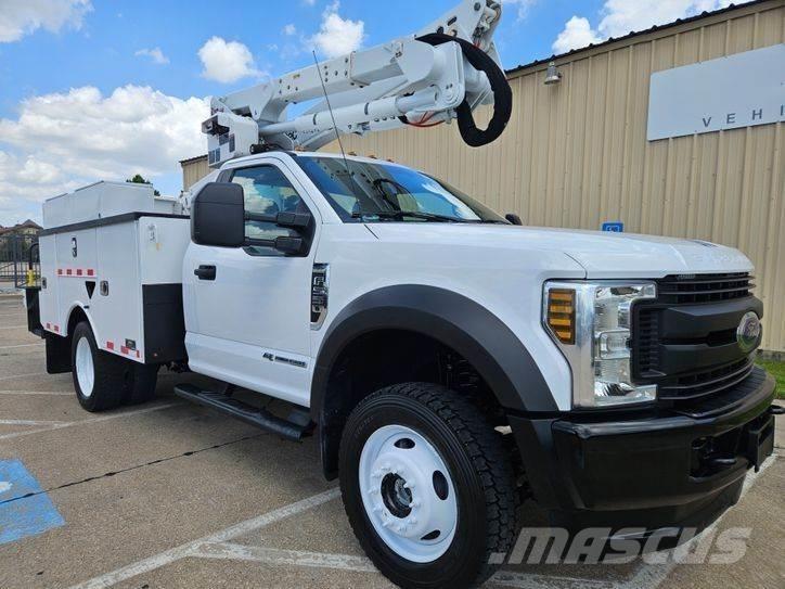 Ford F-550 Моторизирани платформи с талига