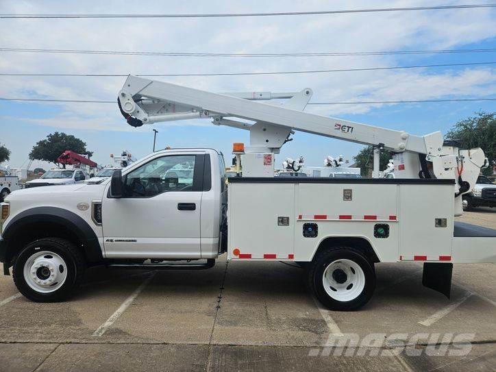 Ford F-550 Моторизирани платформи с талига
