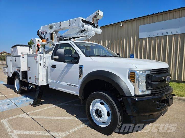 Ford F-550 Моторизирани платформи с талига