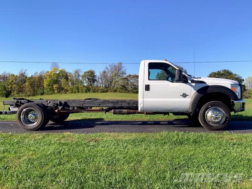 Ford F-550 Шаси кабини