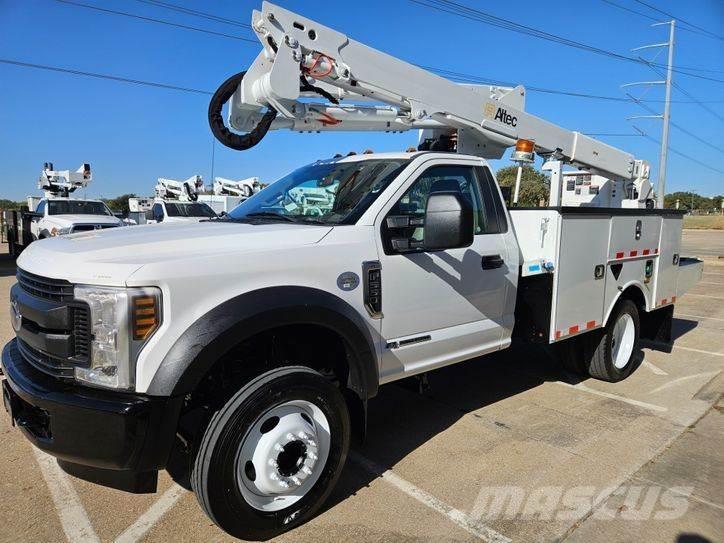 Ford F-550 Моторизирани платформи с талига