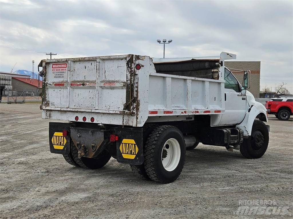 Ford F-650 Самосвал