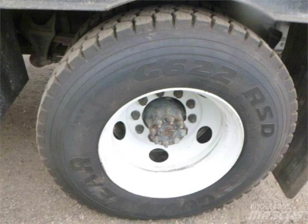 Ford F-650 Комби / вакуум камиони
