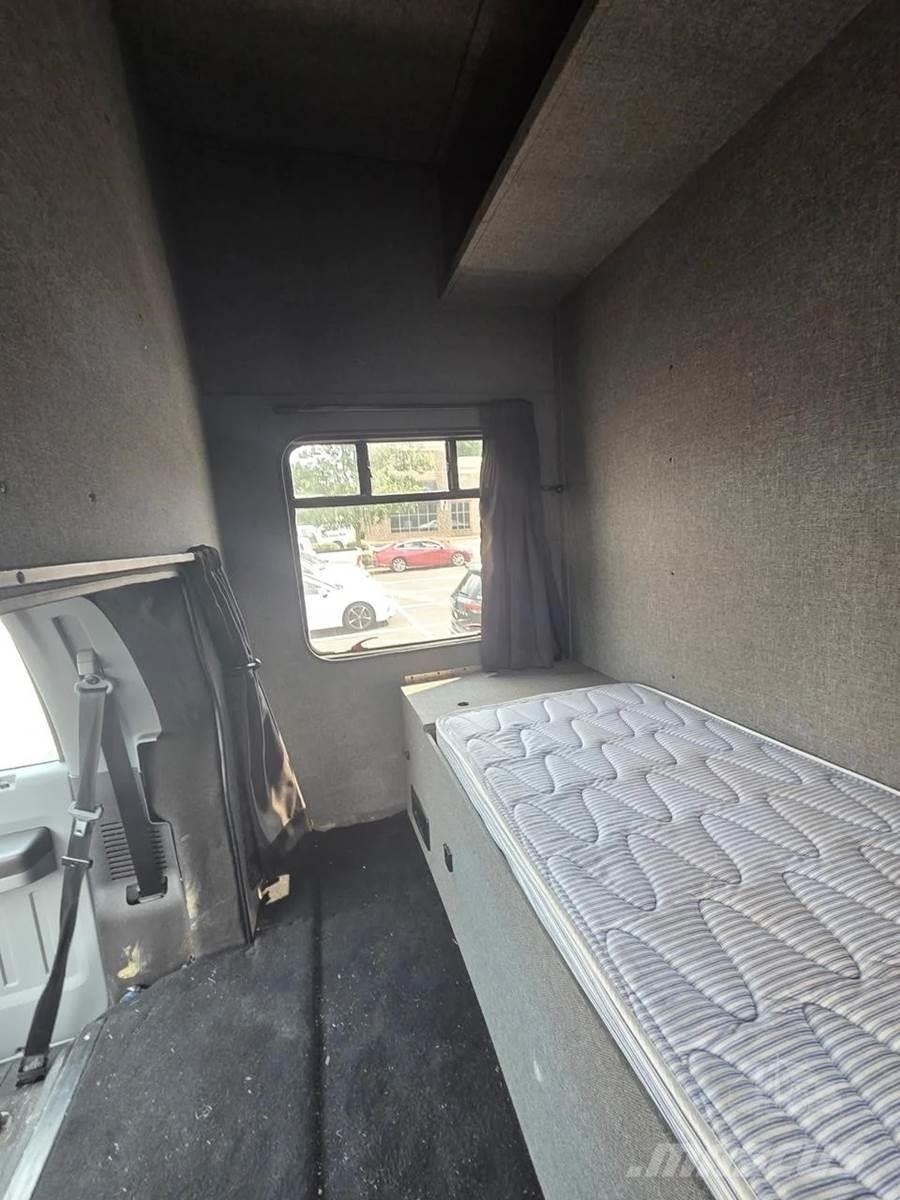 Ford F-650 Каросерии