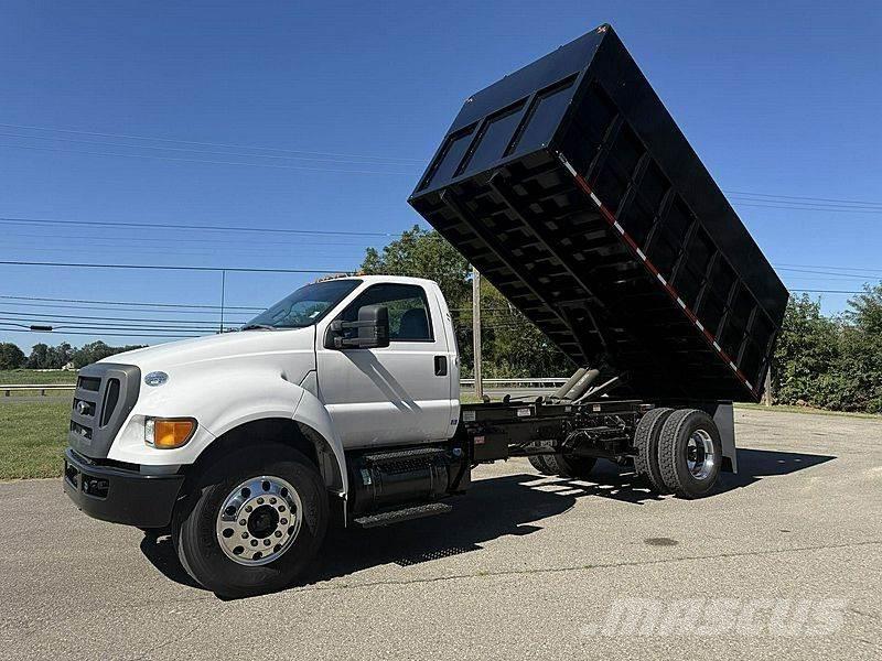 Ford F-750 Камиони за дървени стърготини
