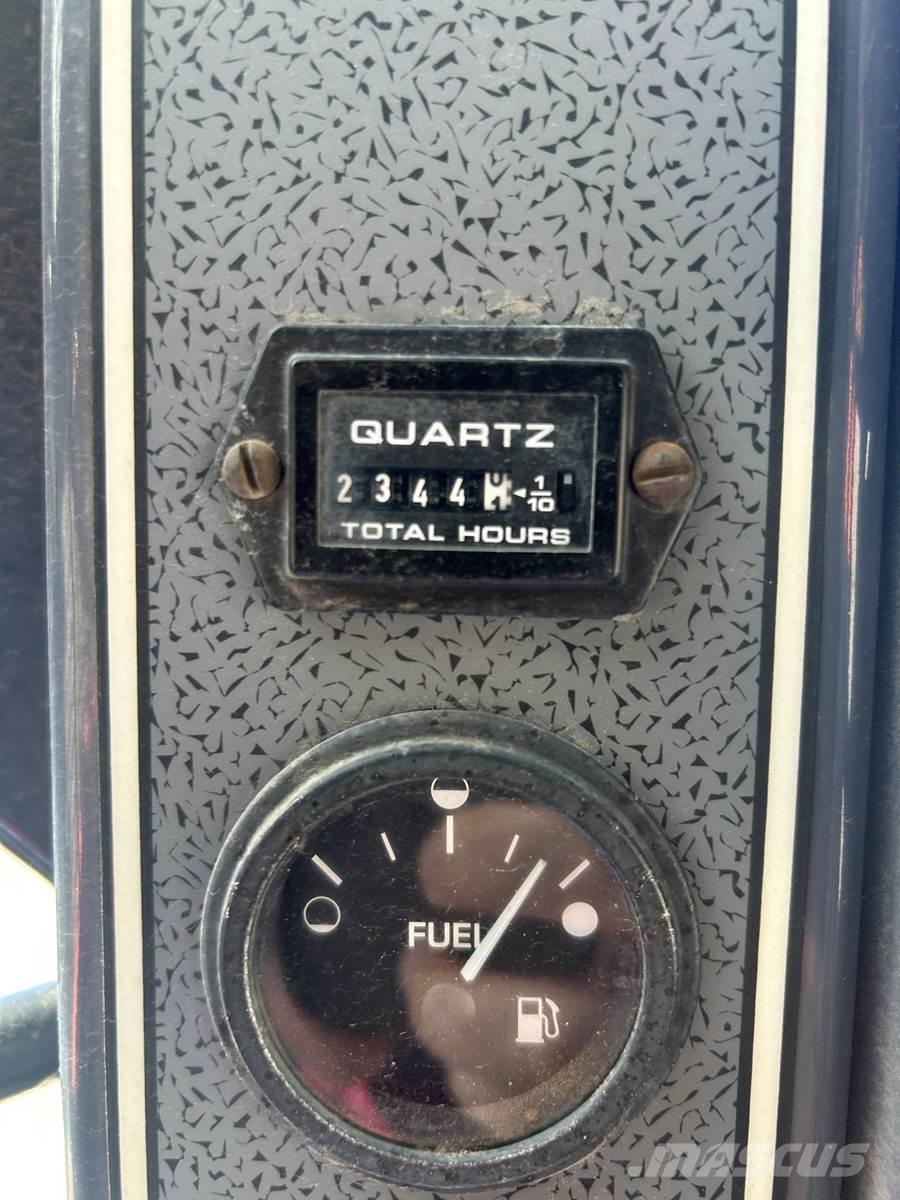 Gehl 5640E Верижен товарач