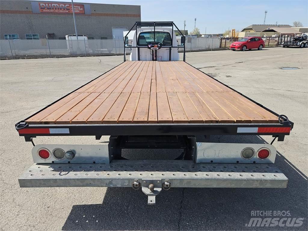 GMC C5500 Бордови