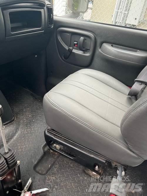 GMC C7500 Камиони за дървени стърготини
