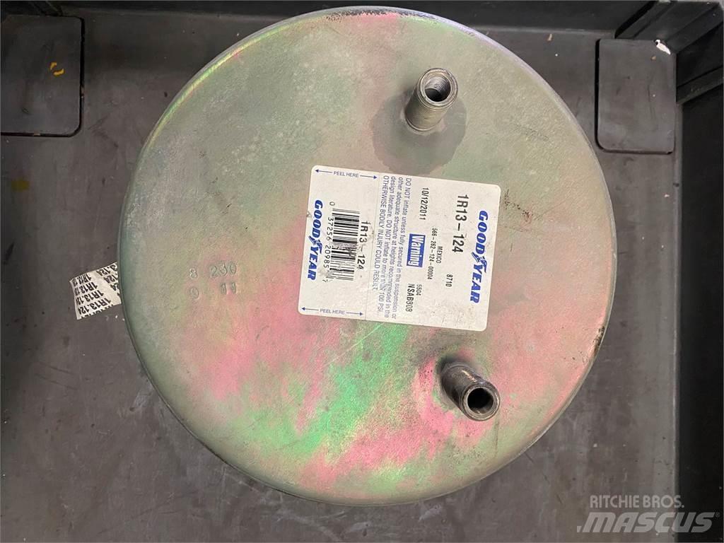 Goodyear  Транспорт - Други