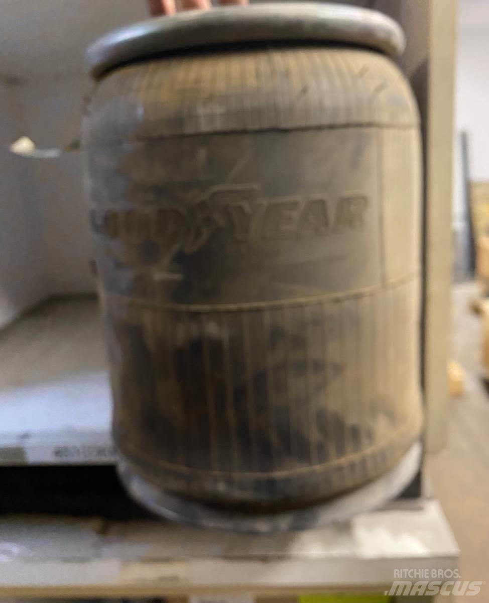 Goodyear  Транспорт - Други