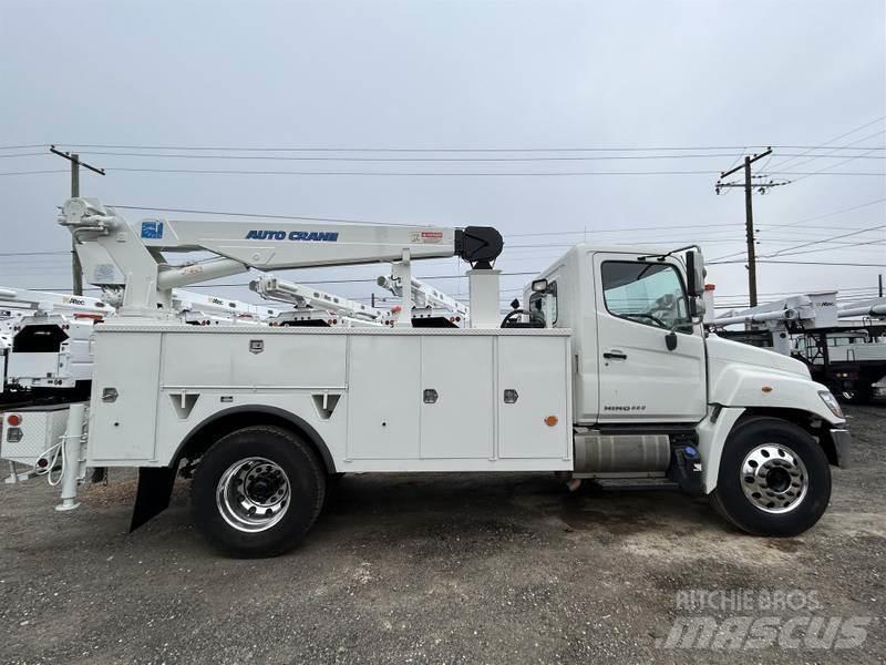 Hino 338 Общински/универсални превозни средства
