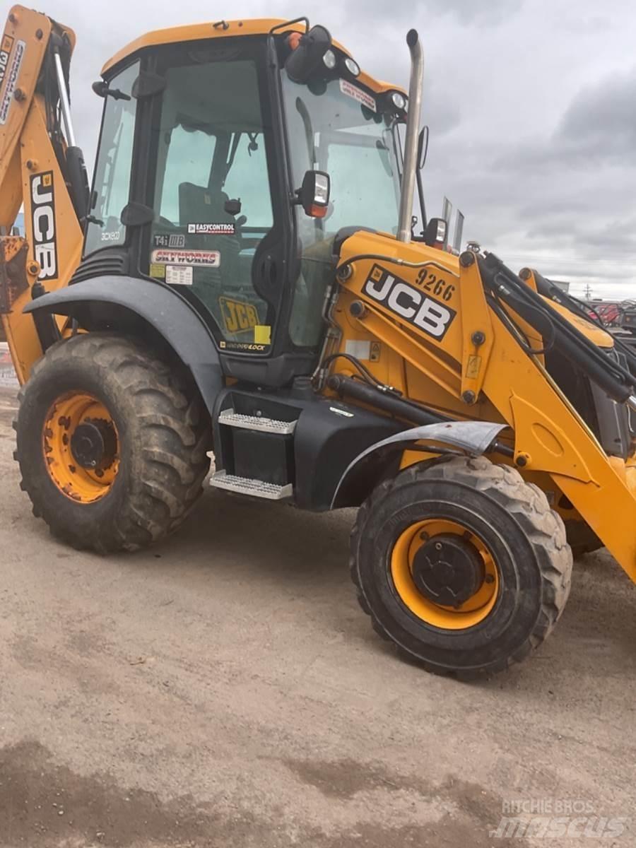 JCB 3CX Товарач със заден ексватор