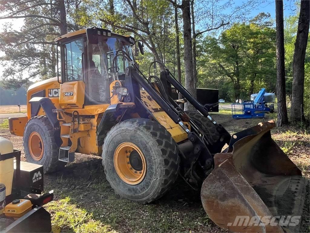 JCB 427HT Колесни товарачи