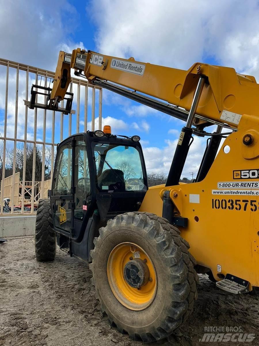 JCB 509-42 Телескопични товарачи