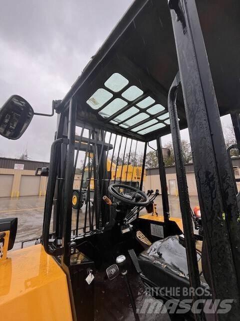 JCB 930 Вилични кари-повдигачи - други