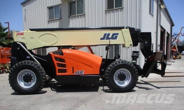 JLG 1055 Телескопични товарачи