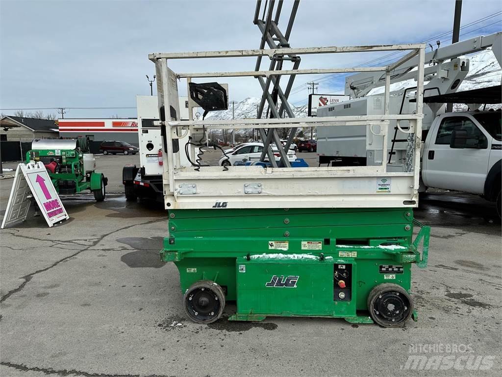 JLG 1932RS Ножични работни платформи