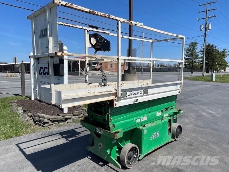 JLG 1932RS Ножични работни платформи