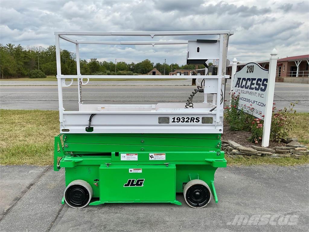 JLG 1932RS Ножични работни платформи