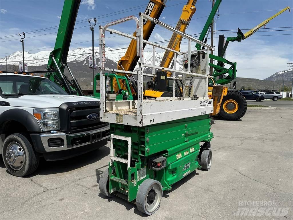 JLG 2632ES Ножични работни платформи