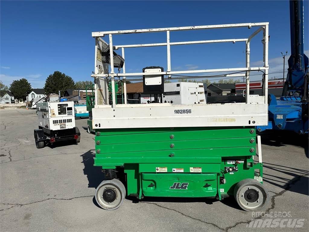 JLG 2632ES Ножични работни платформи