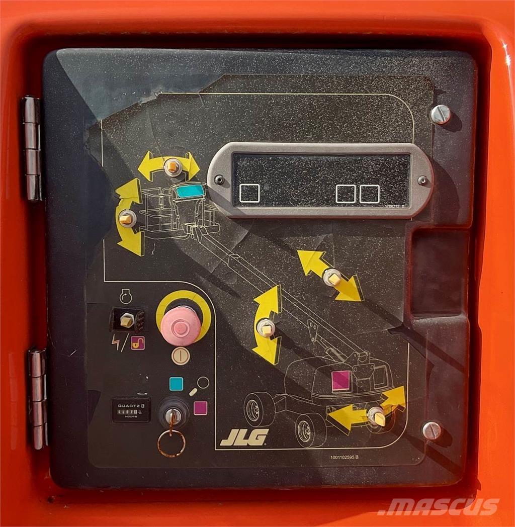 JLG 400S Телескопични повдигачи
