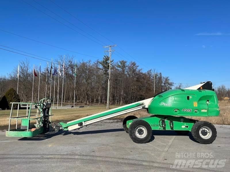 JLG 400S Телескопични повдигачи
