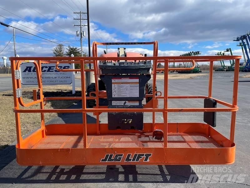 JLG 400S Телескопични повдигачи
